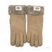 UGG Women's Classic Gloves Suede Beige